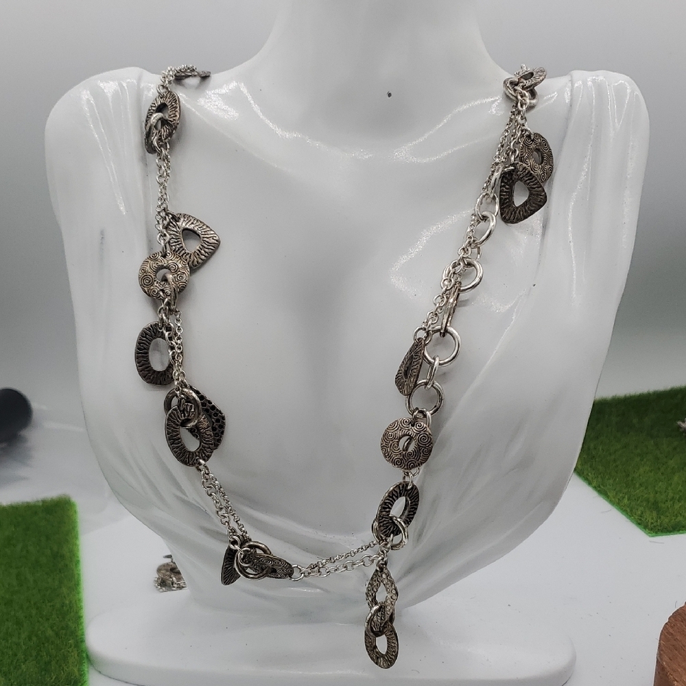Elegant Silver Tone Maiden Chain Necklace 50 Inch Long Length N3907